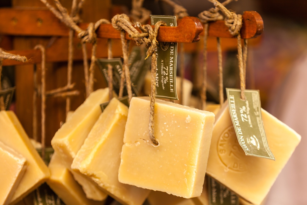 Savon de Marseille hanging display