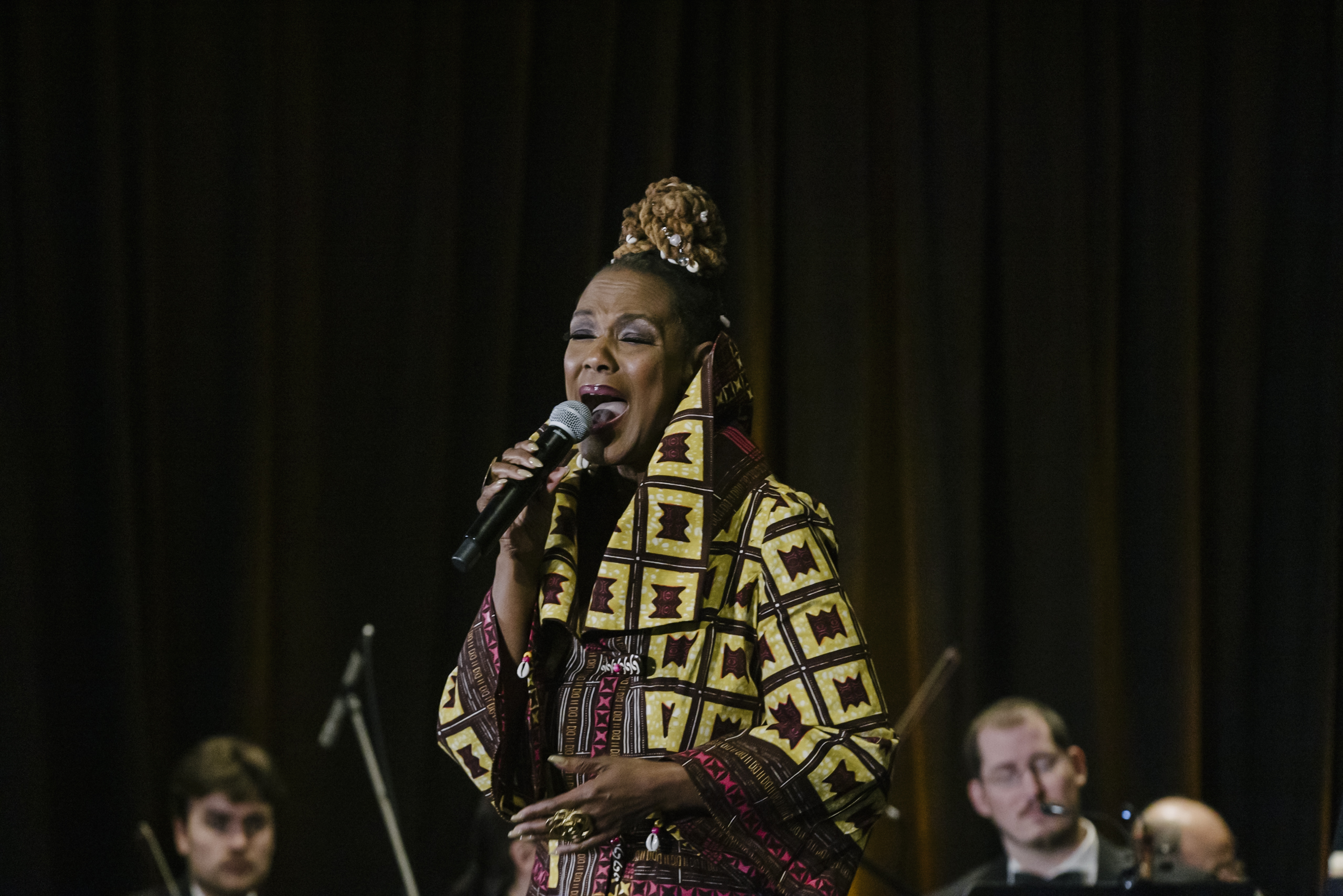 Tony Award Winner Kecia Lewis performs