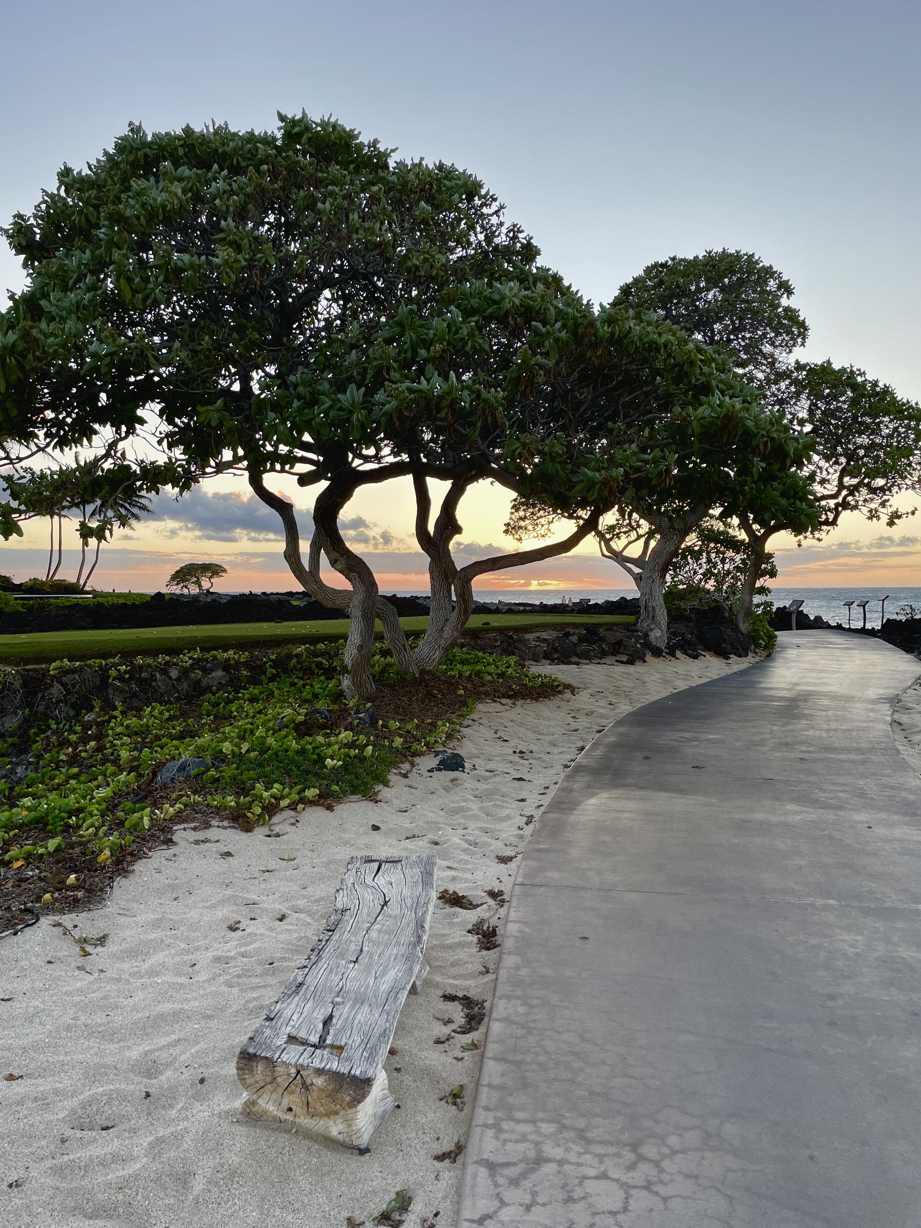 Sunset at the Four Seasons Hualālai