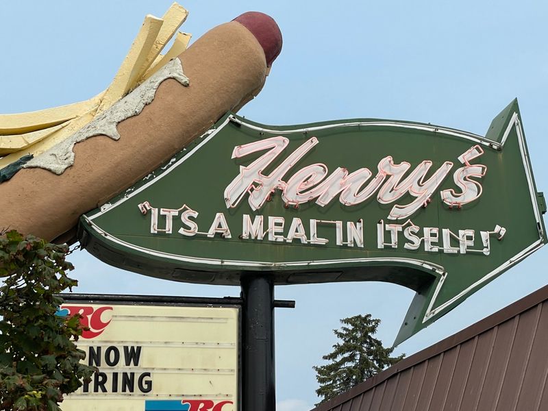 Henry's Drive-In