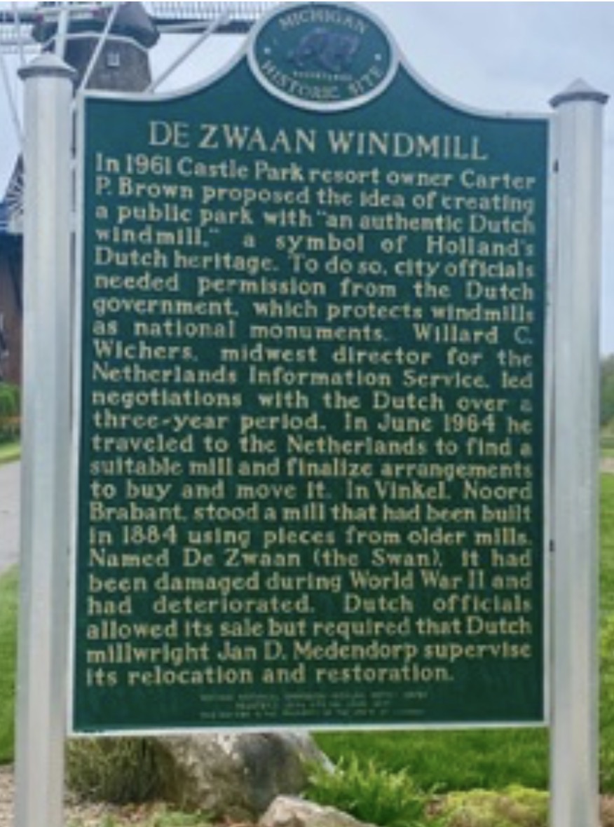 Windmill Island Gardens sign