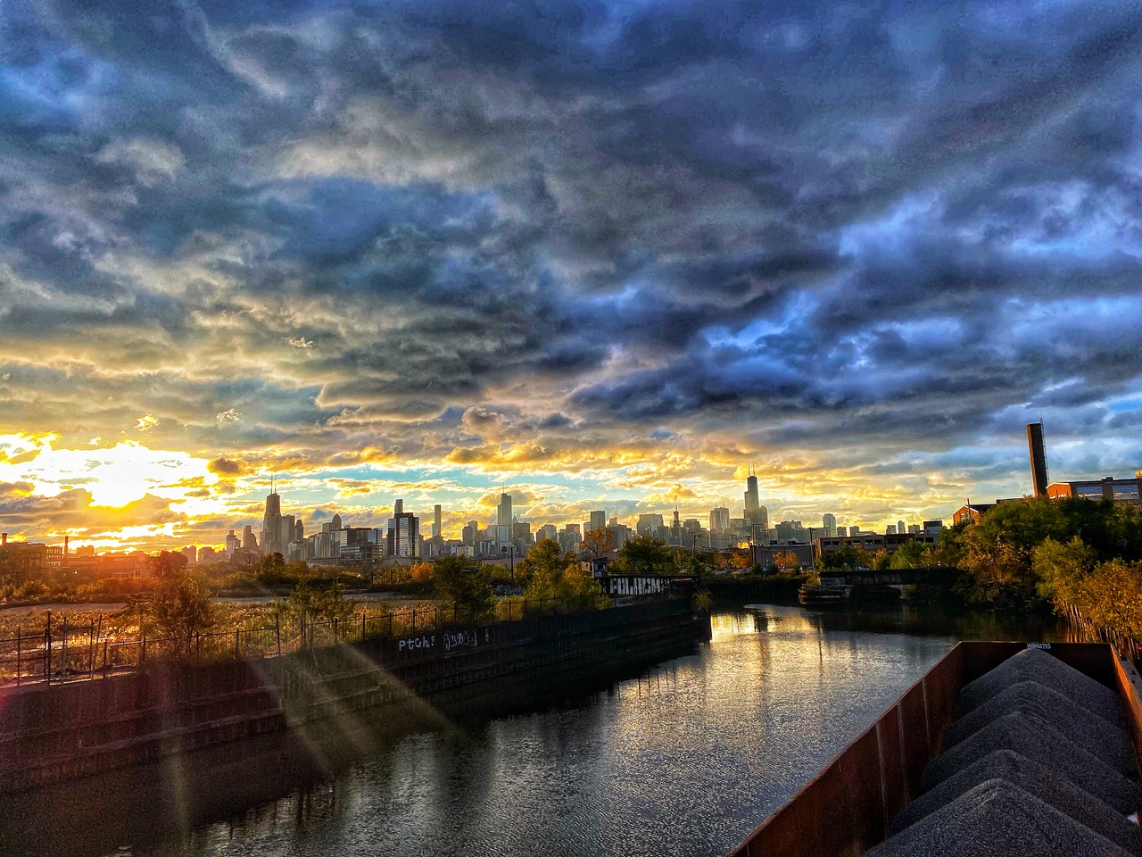 Chicago skyline at morning sunrise
