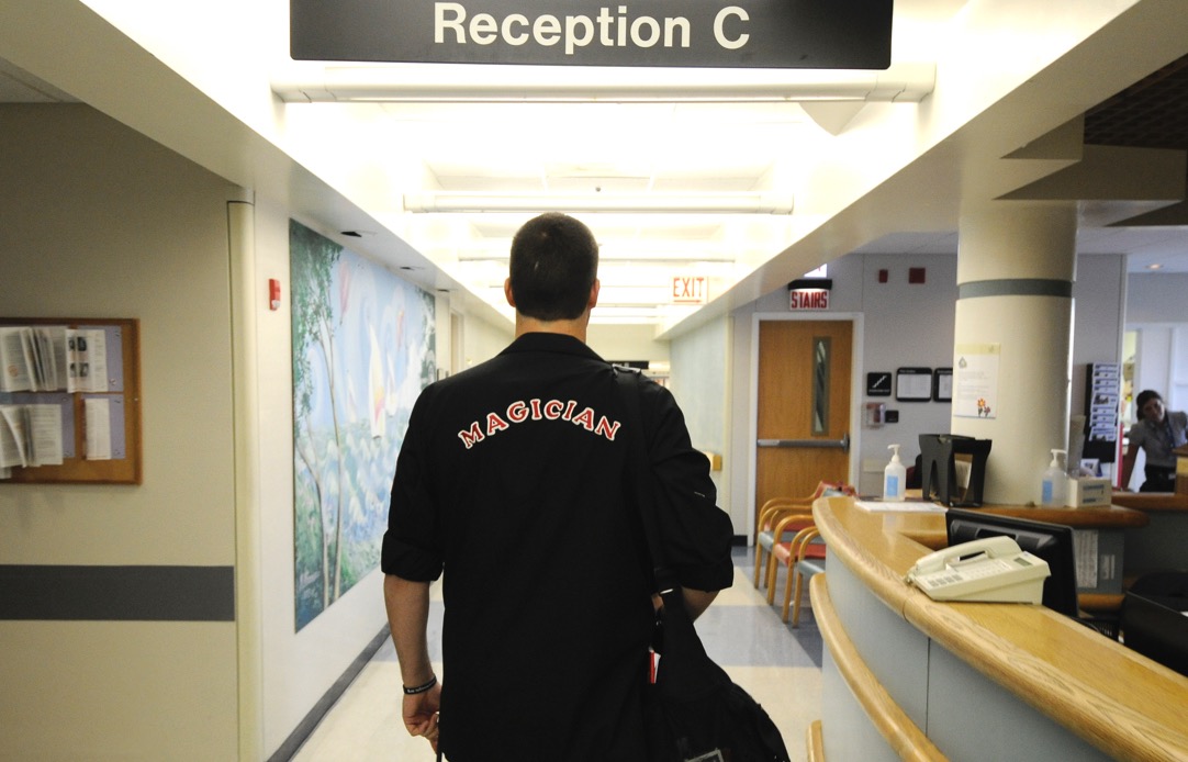 The Open Heart Magician in the hospital