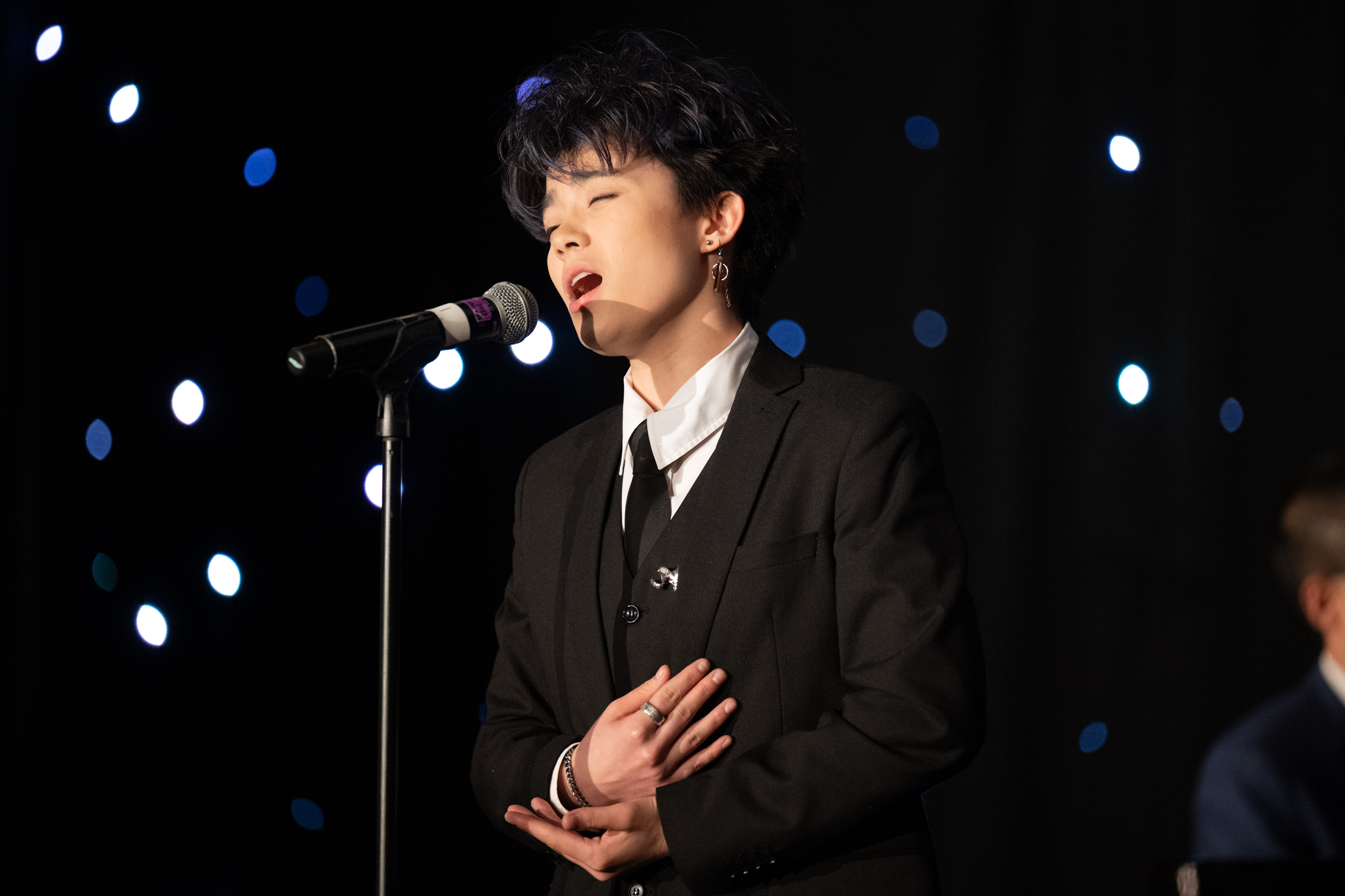 Music Institute voice student Jaiden Hsu