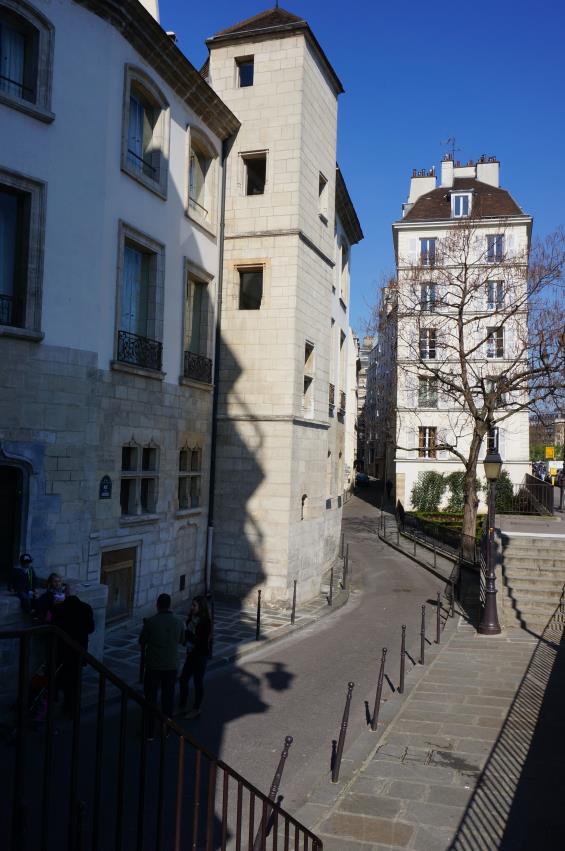 Looking down Rue des Ursins today