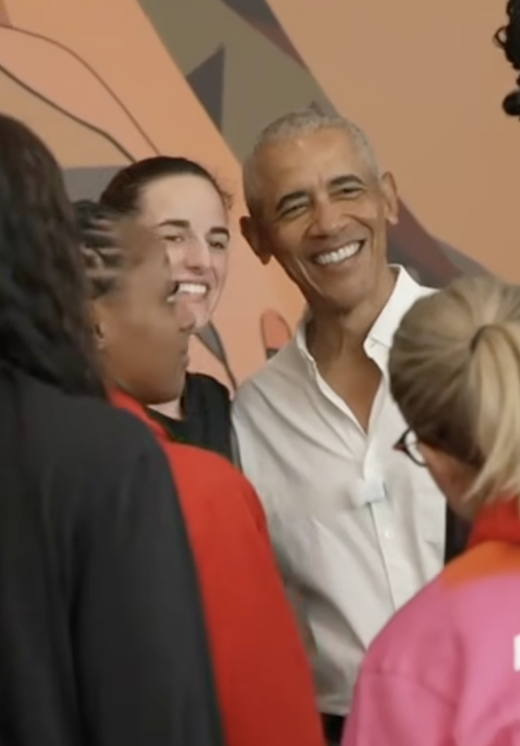 Caitlin Clark chats with President Barack Obama
