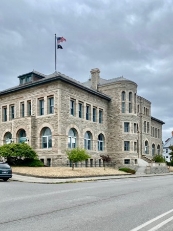 Former customs house and today's main post office