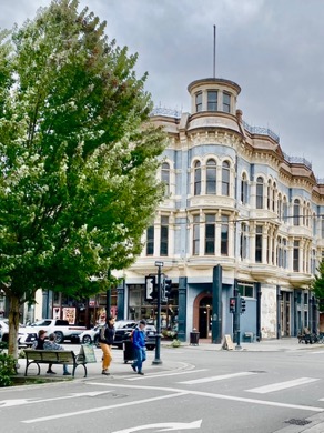 Former hotel awaiting renovation